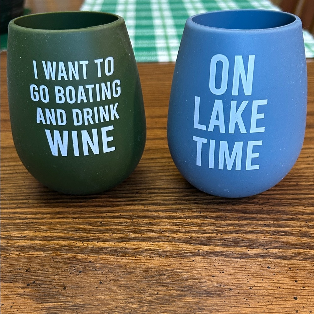 Mud Pie Blue & Green Silicone Wine Tumblers with Lake Sayings